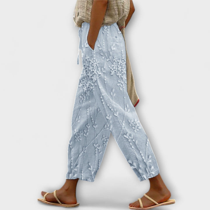 Zoey - Calça Estampada com Padrão de Folhas de Vinho