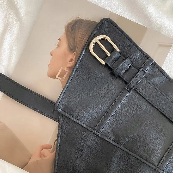 Lorena Cintos largos com fivelas clássicas