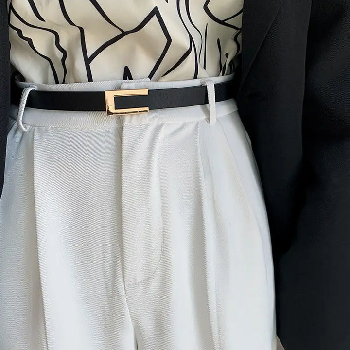 Carol Cinto preto elegante